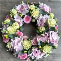 Luxury cottage Garden Wreath